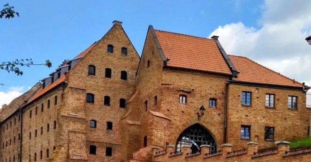 Grudziądz z ponad siedmiowieczną tradycją to klejnot Kujaw i Pomorza, który urzeka swoją niezwykłą mieszanką bogactwa historycznego. W każdym zaułku tego wyjątkowego grodu tkwi duch minionych epok, wciąż obecny w lokalnym klimacie i obyczajach. Burzliwa historia miasta pozostawiła swój trwały ślad w postaci wyjątkowych zabytków.